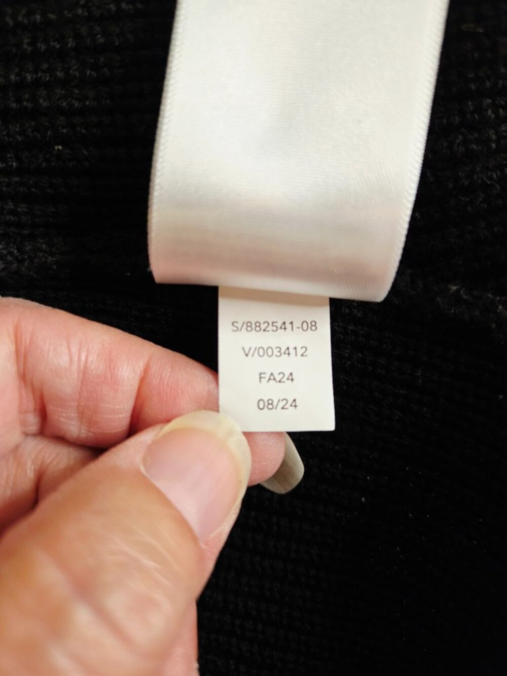 Athleta Hanover Merino Blend Sweater V-Neck Wool-blend in Black SZ M - Picture 11 of 11